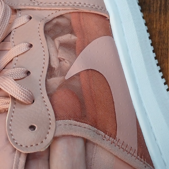 NIKE Court Alta Vision Women's Pink Sneakers Sz 10 - Picture 5 of 10